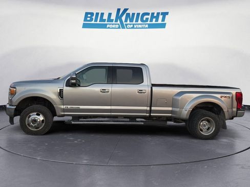 Used 2021 Ford F350 Lariat w/ Lariat Value Package image 2