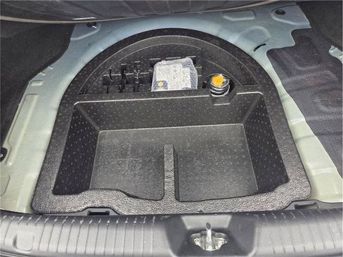 Used 2017 Kia Forte LX FWD image 31