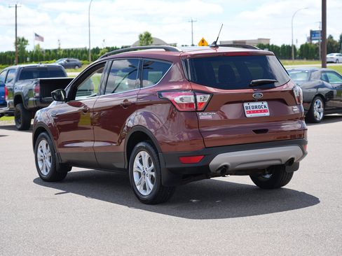 Used 2018 Ford Escape SEL AWD/4WD image 5