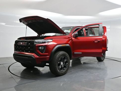 Used 2024 GMC Canyon Elevation image 38