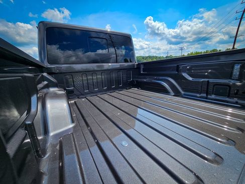 New 2026 Jeep Gladiator Sport AWD/4WD image 5
