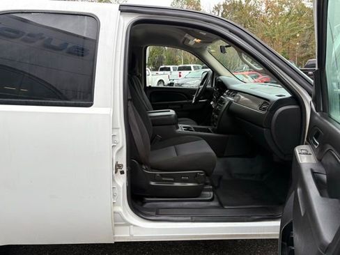 Used 2010 Chevrolet Tahoe LS w/ Skid Plate Package image 31