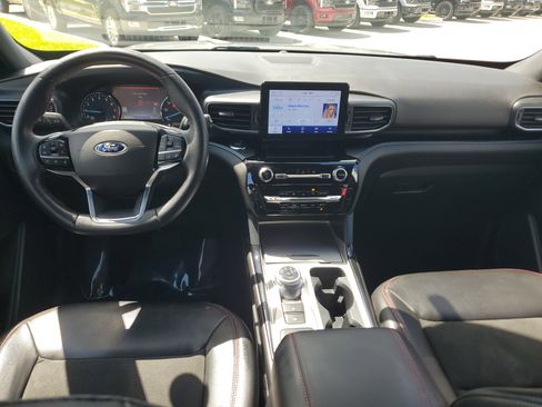 Used 2022 Ford Explorer ST-Line image 18
