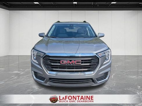 Used 2023 GMC Terrain SLE w/ Driver Convenience Package AWD/4WD image 8