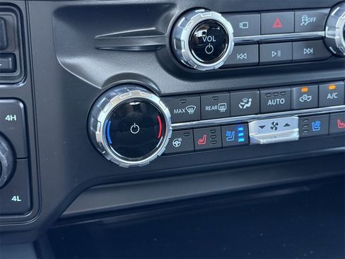 New 2026 Ford F350 Lariat w/ Chrome Package image 41