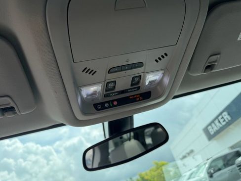 Used 2020 GMC Acadia SLT w/ Trailering Package FWD image 14