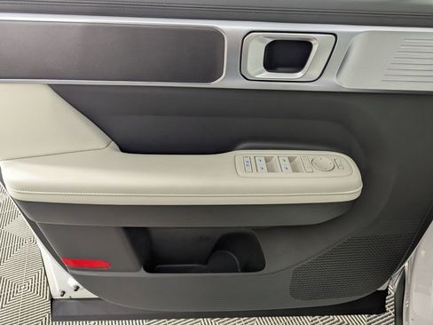 Used 2025 Hyundai Santa Fe SEL image 21