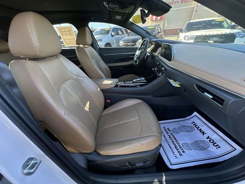 Used 2020 Hyundai Sonata Limited image 25