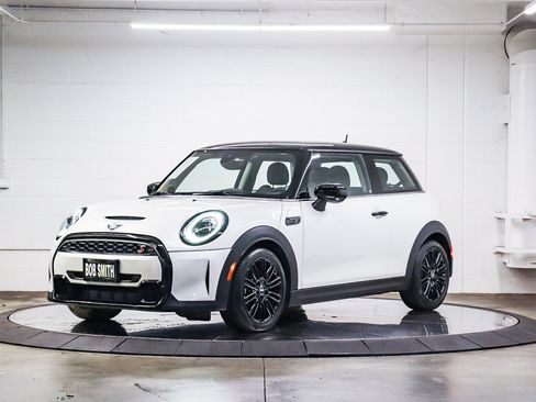 Certified 2024 MINI Cooper S FWD image 3
