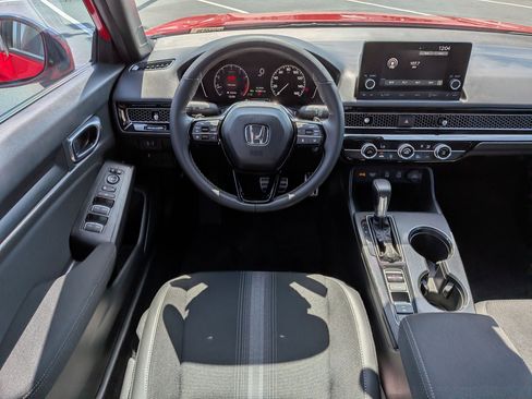 Used 2025 Honda Civic Sport image 30