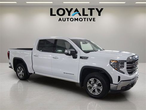 Used 2025 GMC Sierra 1500 SLT image 7