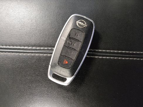 Used 2024 Nissan Sentra SV FWD image 32