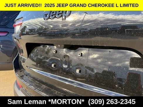 New 2025 Jeep Grand Cherokee L Limited image 10