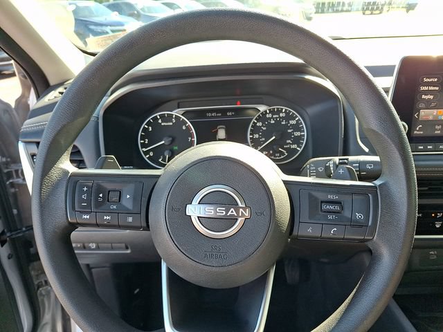 Used 2024 Nissan Rogue S FWD image 19
