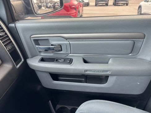 Used 2017 RAM 1500 Big Horn image 24