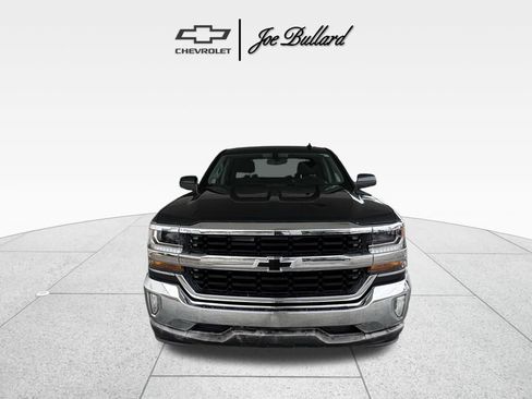 Used 2017 Chevrolet Silverado 1500 LT w/ All Star Edition RWD image 3
