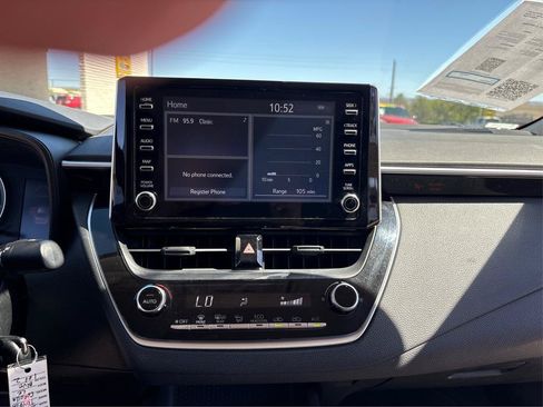 Used 2020 Toyota Corolla LE w/ Carpet Mat Package (TMS) FWD image 13