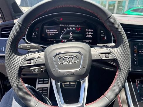 Used 2025 Audi SQ7 Prestige AWD/4WD image 10