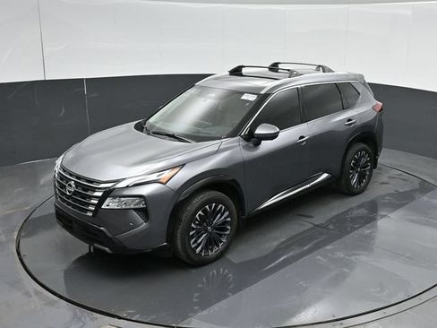 Used 2026 Nissan Rogue Platinum w/ Platinum Premium Package AWD/4WD image 48