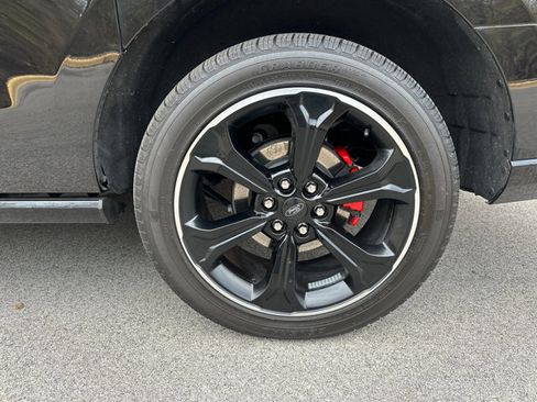 Used 2022 Ford Expedition Max Limited image 13