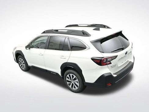 Used 2025 Subaru Outback Premium w/ Popular Package #1 AWD/4WD image 24