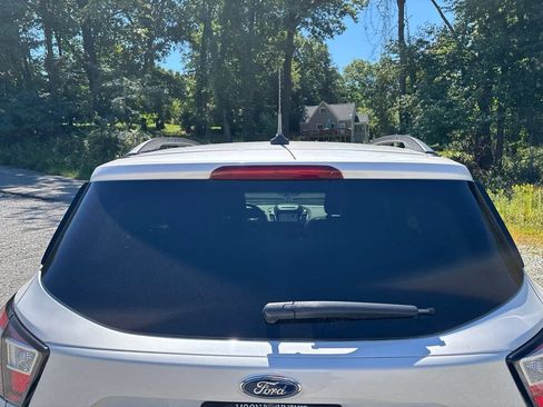 Used 2018 Ford Escape SEL w/ Ford Safe & Smart Package AWD/4WD image 6