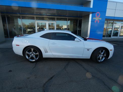 Used 2013 Chevrolet Camaro LT w/ RS Package RWD image 2