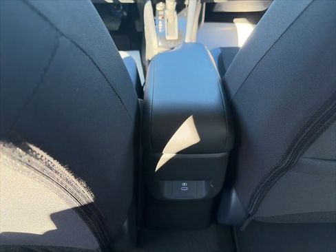 New 2025 Nissan Versa SV w/ Trunk Package image 13