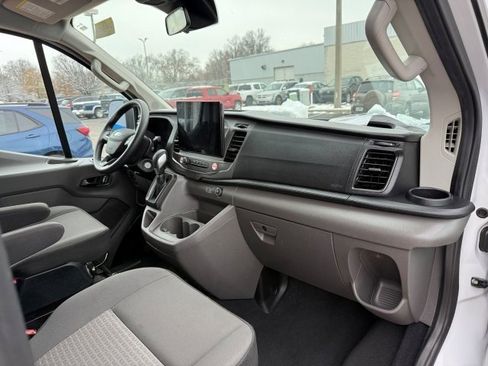 Used 2022 Ford Transit 350 XLT image 19
