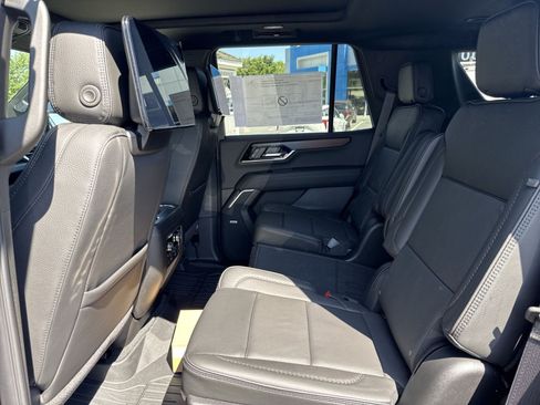 New 2026 GMC Yukon Denali w/ Advanced Technology Package AWD/4WD image 19