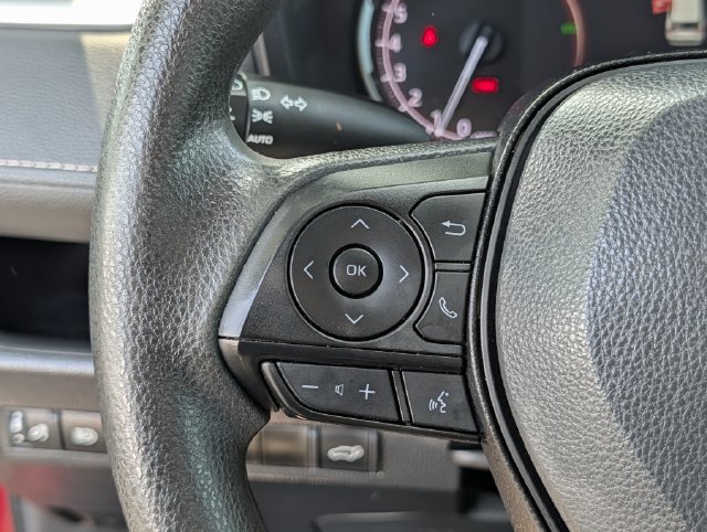 Used 2024 Toyota RAV4 XLE w/ Convenience Package FWD image 22