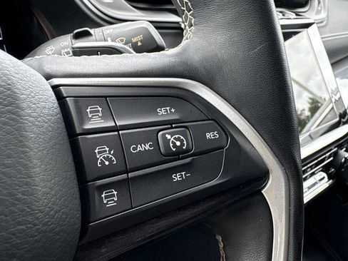 Used 2021 Jeep Grand Cherokee L Laredo AWD/4WD image 25