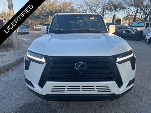 Used 2025 Lexus GX 550 w/ Accessory Package (Z1) image 22