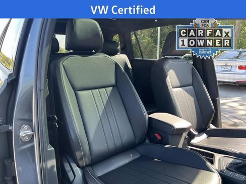 Certified 2023 Volkswagen Tiguan SE R-Line image 32