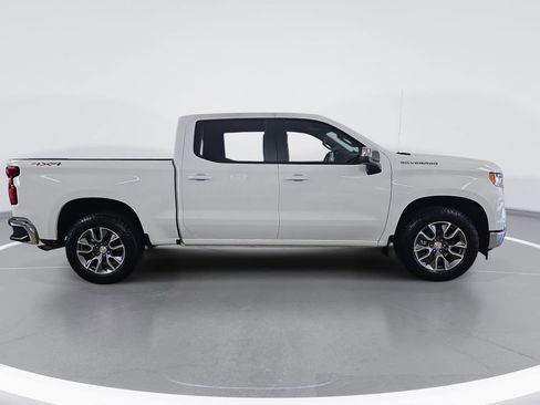 Certified 2024 Chevrolet Silverado 1500 LT AWD/4WD image 2