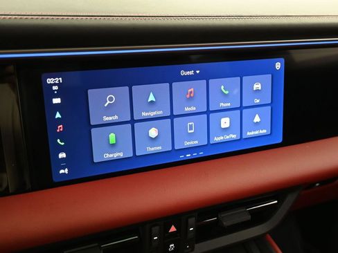 Certified 2025 Porsche Macan 4S Electric AWD/4WD image 20