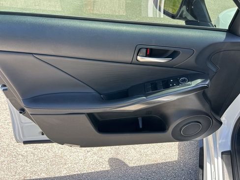 Used 2022 Lexus IS 350 F Sport RWD image 17