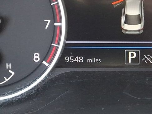 Used 2025 Nissan Sentra SV FWD image 22