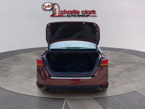 Used 2023 Nissan Altima 2.5 SV w/ SV Premium Package image 10