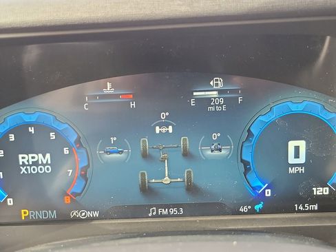 New 2025 Ford Bronco Outer Banks image 11