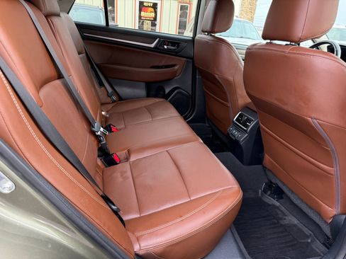 Used 2019 Subaru Outback 3.6R Touring w/ Popular Package #3A image 15