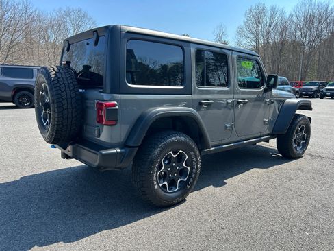 Used 2023 Jeep Wrangler Unlimited Rubicon 4xe w/ Cold Weather Group AWD/4WD image 4
