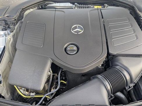 Used 2025 Mercedes-Benz C 300 4MATIC Sedan image 23