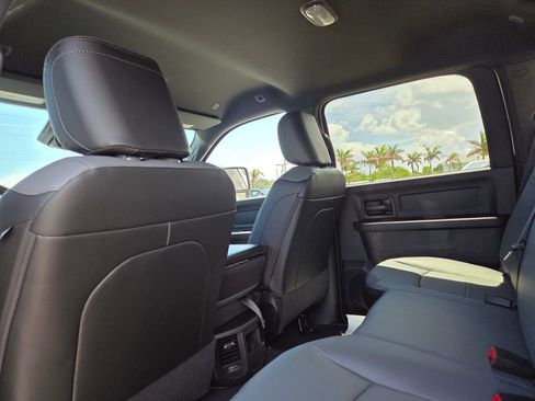 New 2026 RAM 2500 Tradesman AWD/4WD image 9