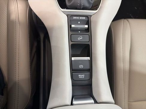 New 2026 Honda HR-V EX-L image 24