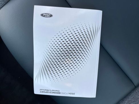 Used 2024 Ford Bronco Sport Outer Banks w/ Tech Package image 12