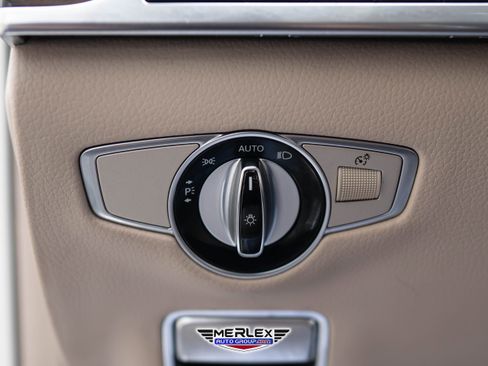 Used 2019 Mercedes-Benz S 560 4MATIC Sedan image 38