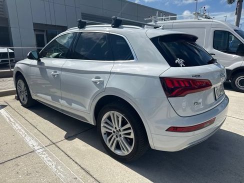 Used 2020 Audi Q5 2.0T Premium Plus w/ Premium Plus Package AWD/4WD image 3