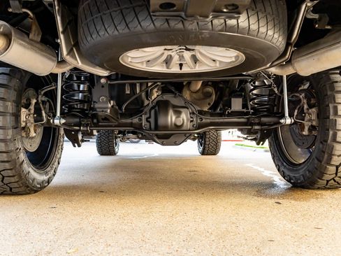 Used 2023 RAM 1500 Laramie AWD/4WD image 14
