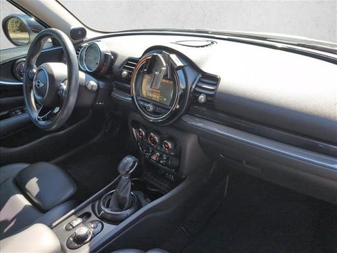 Used 2017 MINI Cooper Clubman ALL4 image 23